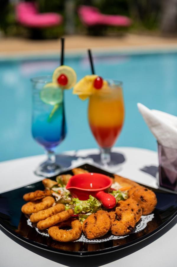 Toparadis Guest House Pereybere Beach Bagian luar foto