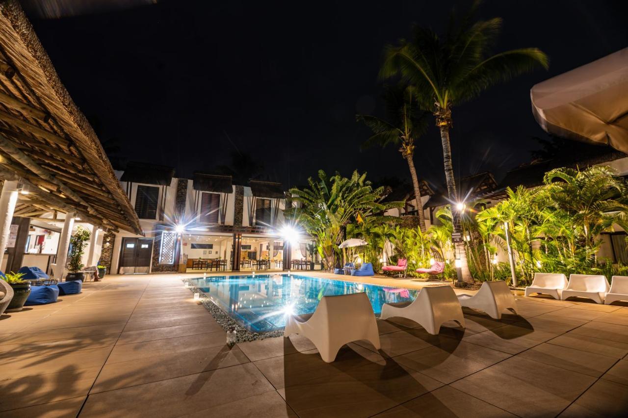 Toparadis Guest House Pereybere Beach Bagian luar foto