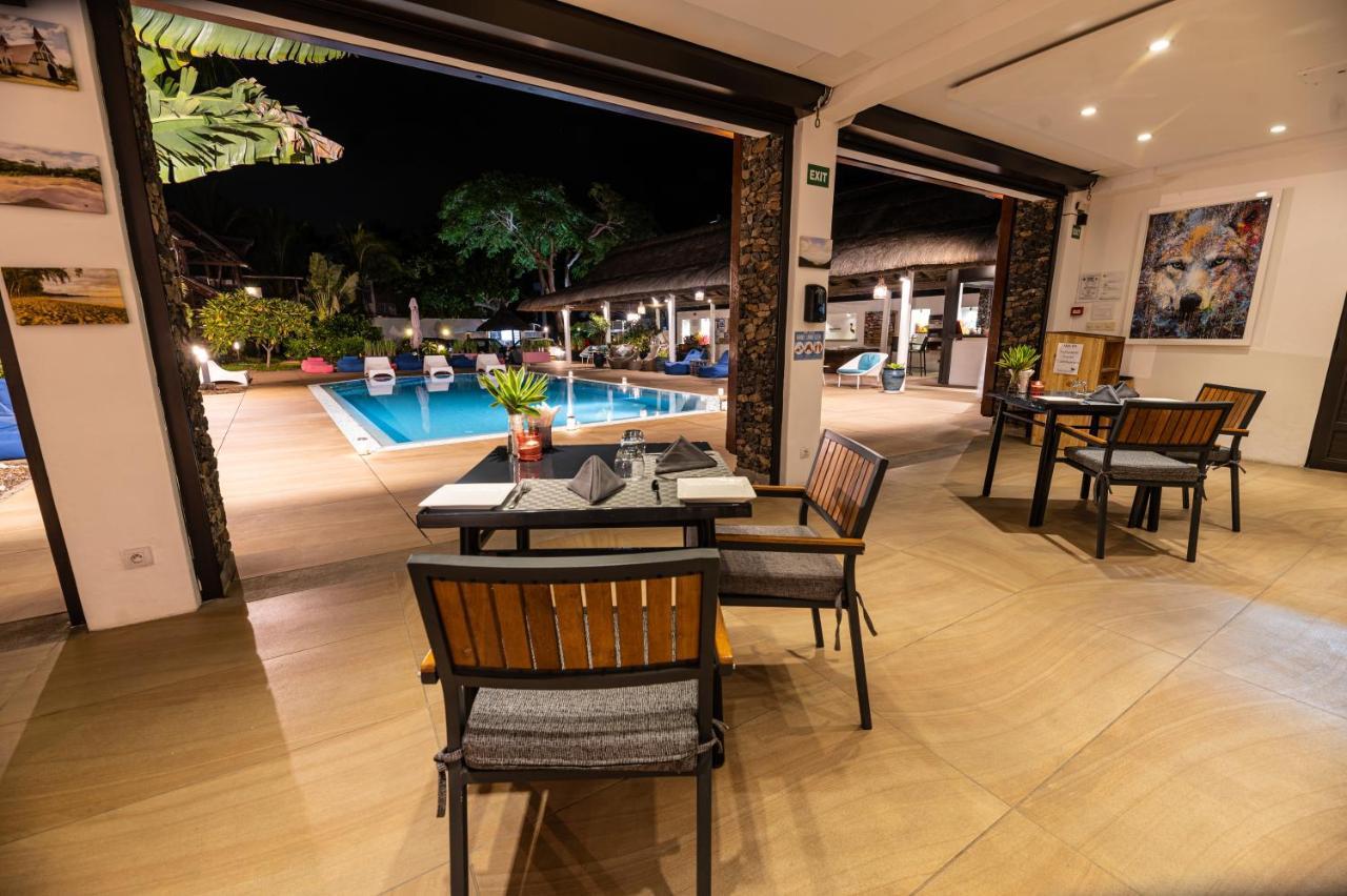 Toparadis Guest House Pereybere Beach Bagian luar foto
