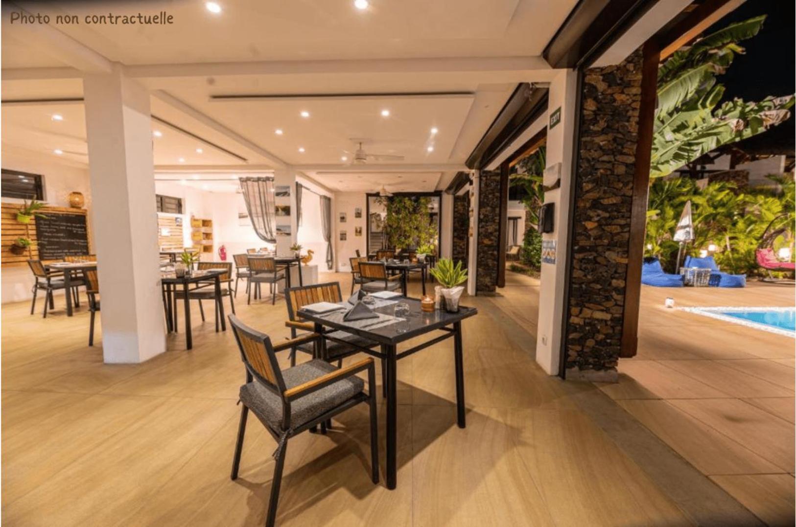 Toparadis Guest House Pereybere Beach Bagian luar foto