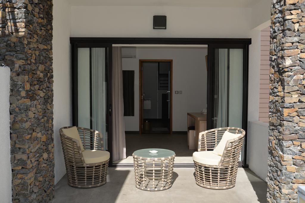 Toparadis Guest House Pereybere Beach Bagian luar foto
